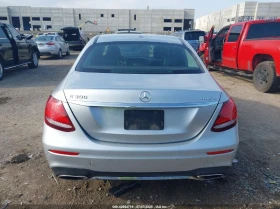 Обява за продажба на Mercedes-Benz E 300 AMG ПАКЕТ* 4MATIC* PANORAMA*  ~28 500 лв. - изображение 4