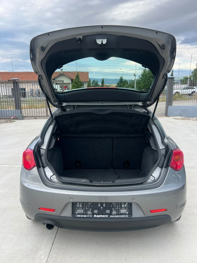 Alfa Romeo Giulietta 1.6JTD-m2 Euro 5B, снимка 6 - Автомобили и джипове - 48700894