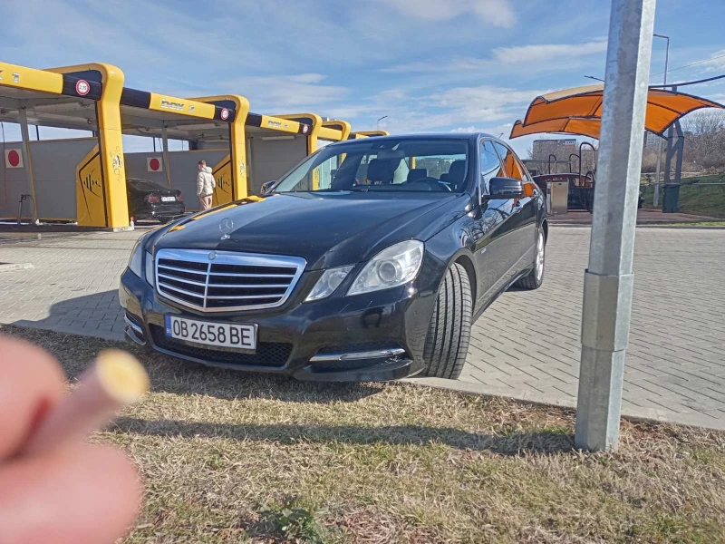 Mercedes-Benz E 250 W212  4MATIK, снимка 1 - Автомобили и джипове - 49067309