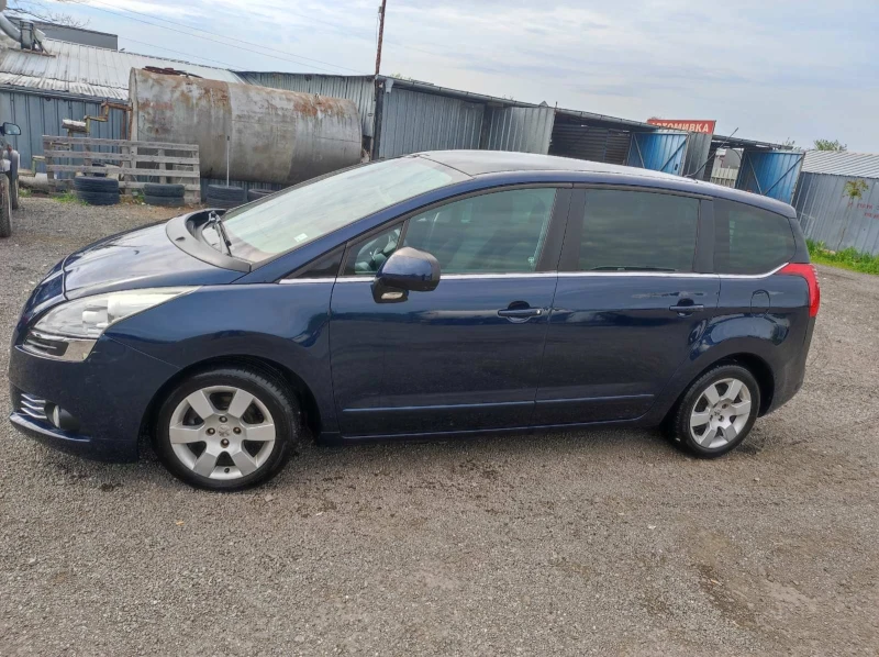 Peugeot 5008, снимка 16 - Автомобили и джипове - 51986344