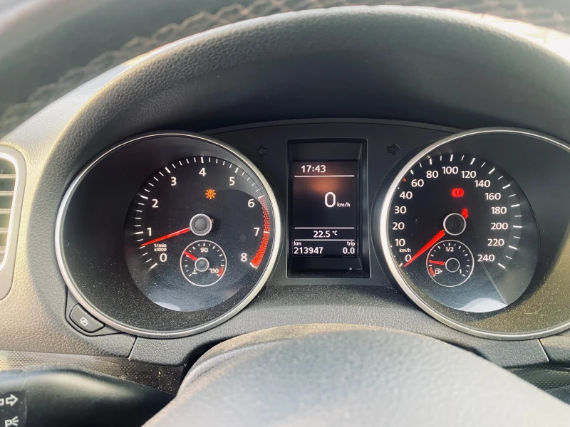 VW Golf 1.4 TSI 6 Скорости Германия, снимка 12 - Автомобили и джипове - 52537260