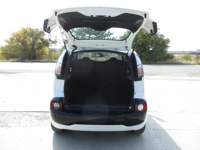 Citroen C3 Picasso 1.4/БЕНЗИН/КАТО НОВА, снимка 16 - Автомобили и джипове - 52132035