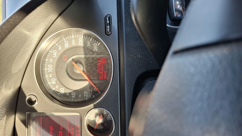 VW Passat B6, снимка 10 - Автомобили и джипове - 52296867