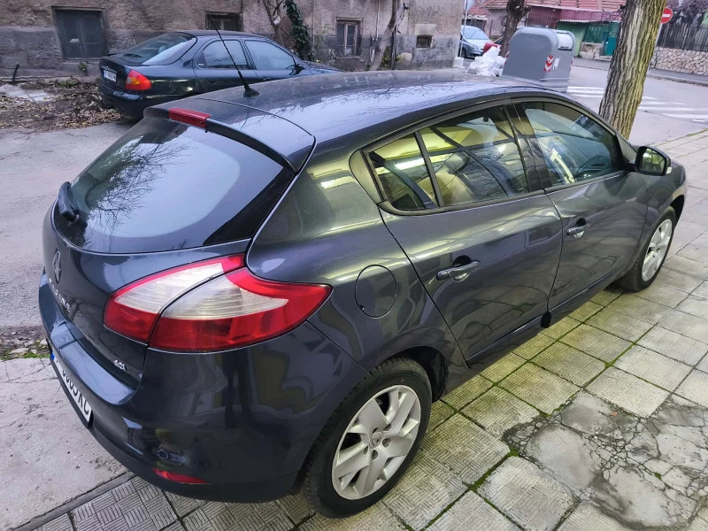 Renault Megane dCi, снимка 4 - Автомобили и джипове - 52656012