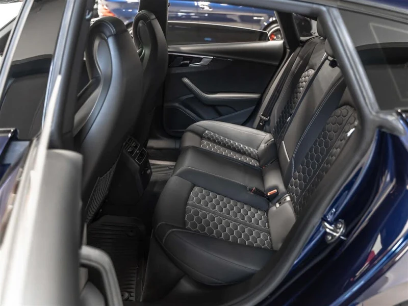 Audi Rs5 quattro* Sportback* АвтоКредит* (ЦЕНА ДО БГ), снимка 14 - Автомобили и джипове - 53499820