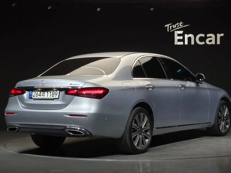 Mercedes-Benz E 350 2.0 Automatic, снимка 2 - Автомобили и джипове - 55838361