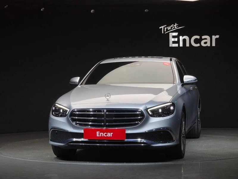 Mercedes-Benz E 350 2.0 Automatic, снимка 3 - Автомобили и джипове - 55838361