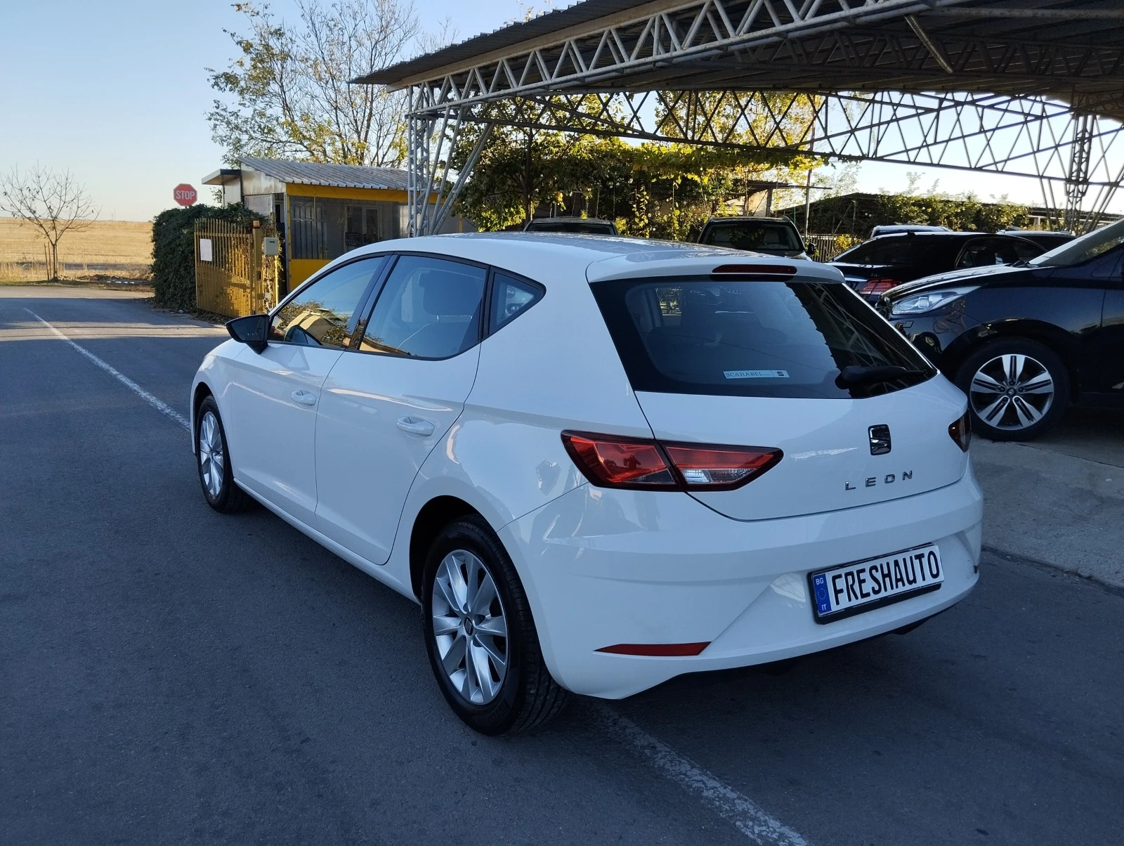 Seat Leon 1.6TDI NAVI - изображение 4