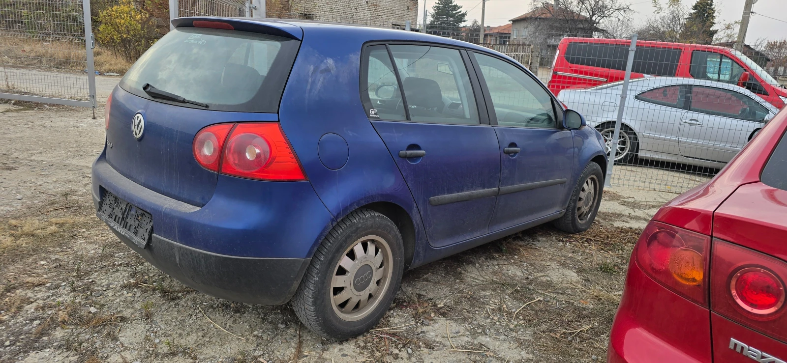 VW Golf 1.4i 75ks  - изображение 2