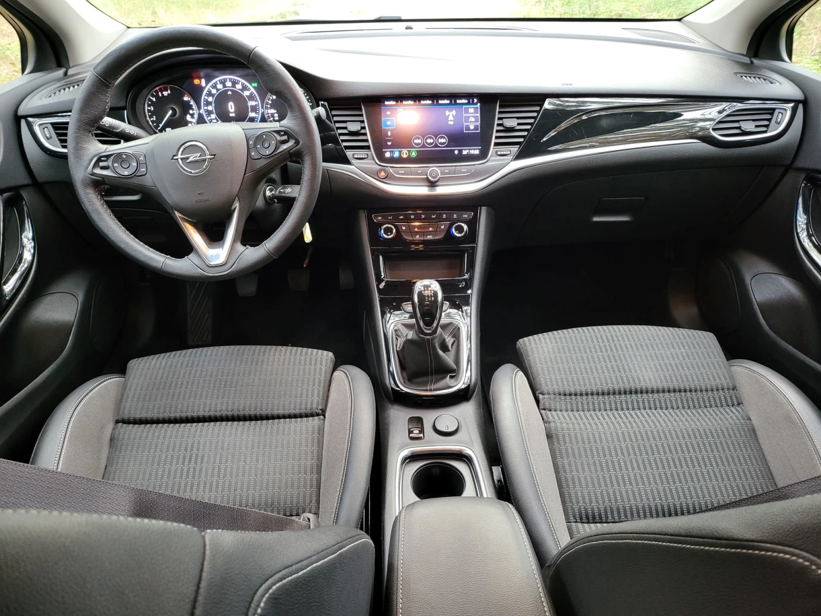 Opel Astra 1.5TDCI - изображение 8