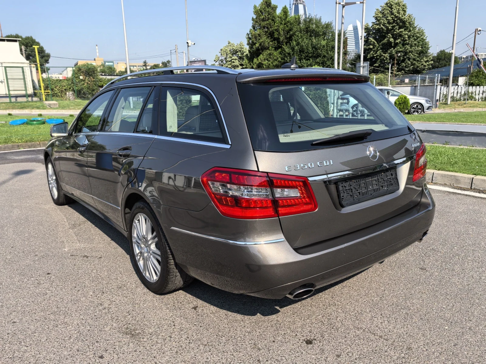 Mercedes-Benz E 350 CDI 4MATIC FACE Avantgarde - изображение 3
