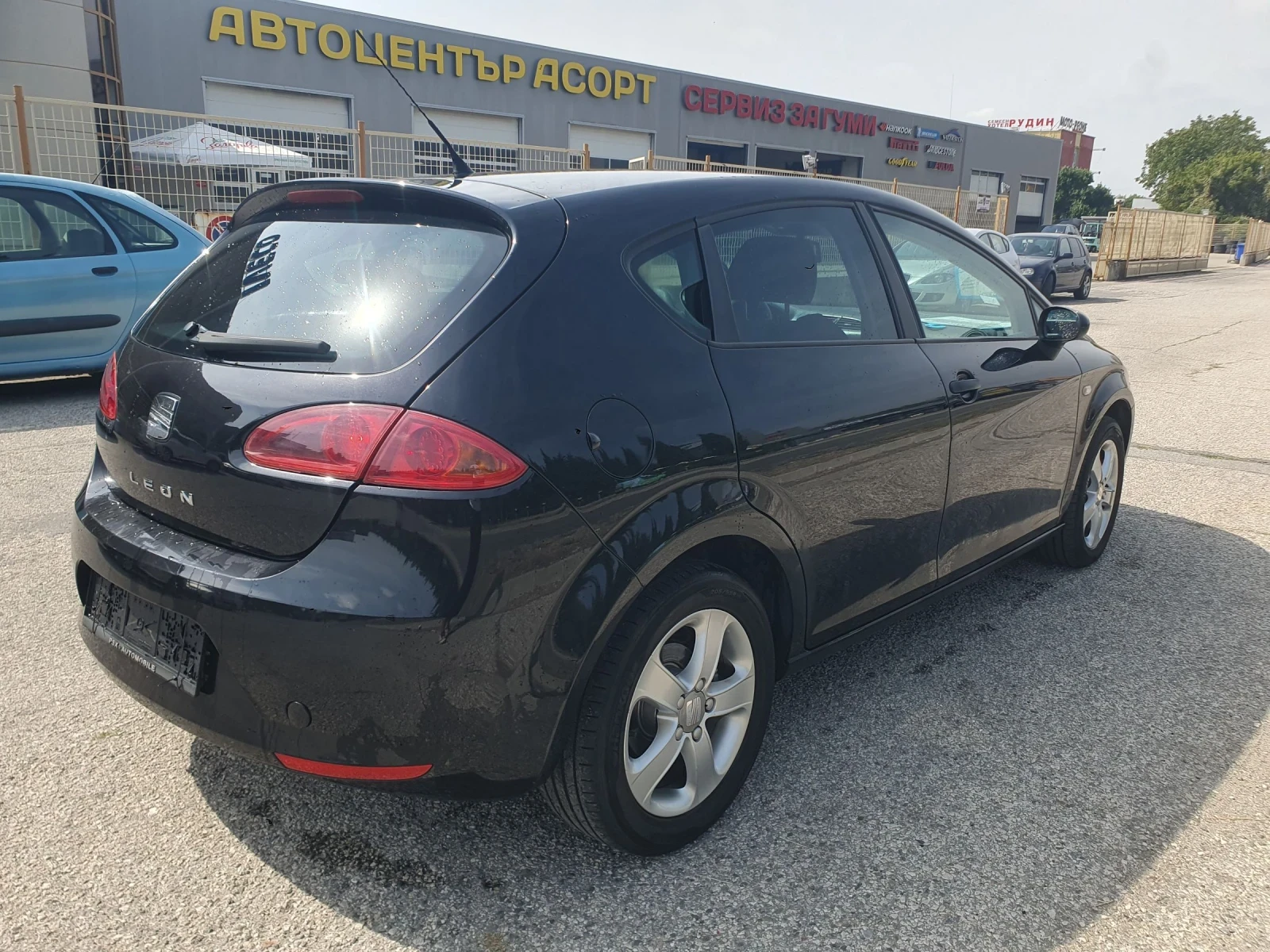 Seat Leon 1, 4 бензин 86к.с - изображение 6