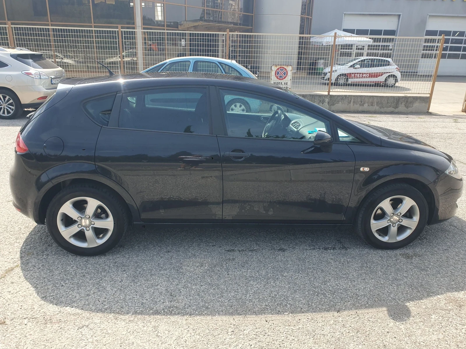 Seat Leon 1, 4 бензин 86к.с - изображение 7