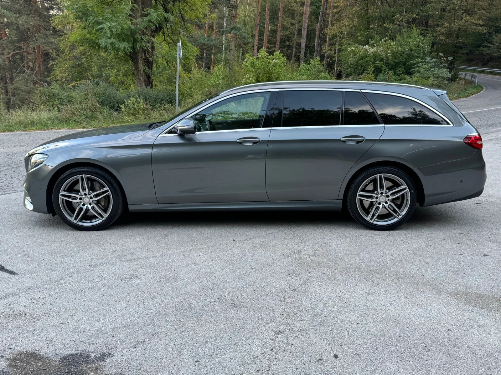 Mercedes-Benz E 400 * * БЕЗ АНАЛОГ AMG- ПАКЕТ FULL!!!! - изображение 6