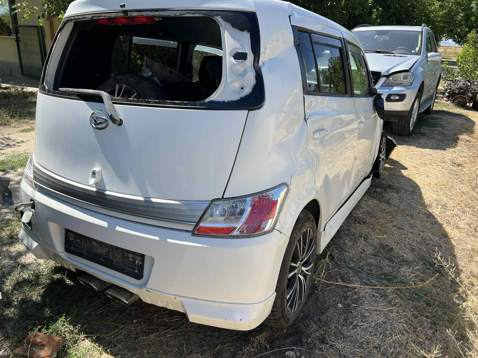 Daihatsu Materia  - изображение 3