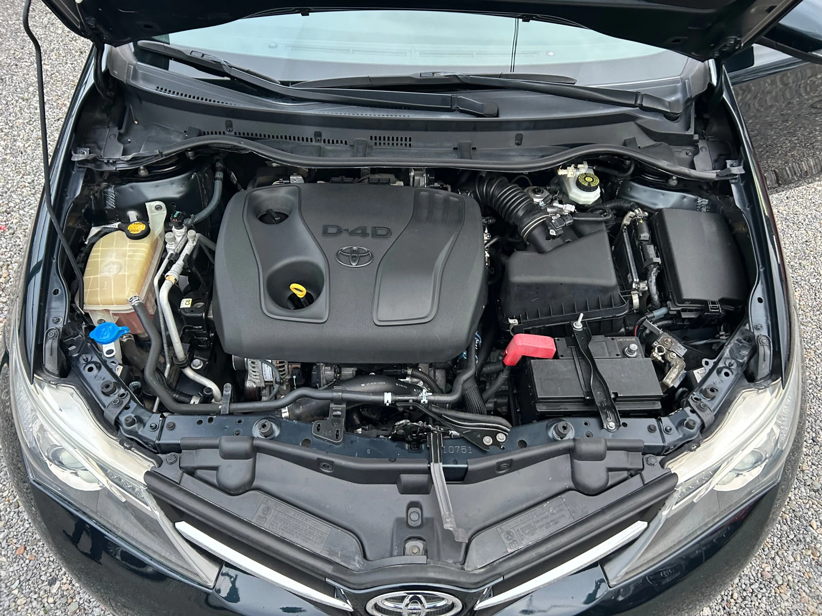 Toyota Auris 1.4D-4D | Mobile.bg   14