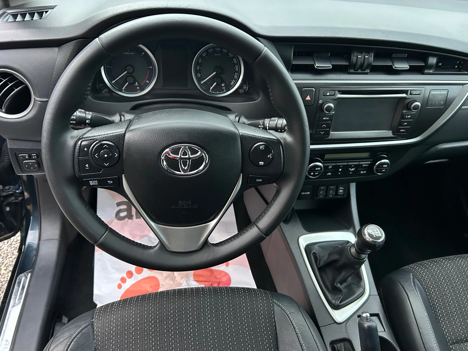 Toyota Auris 1.4D-4D | Mobile.bg   12