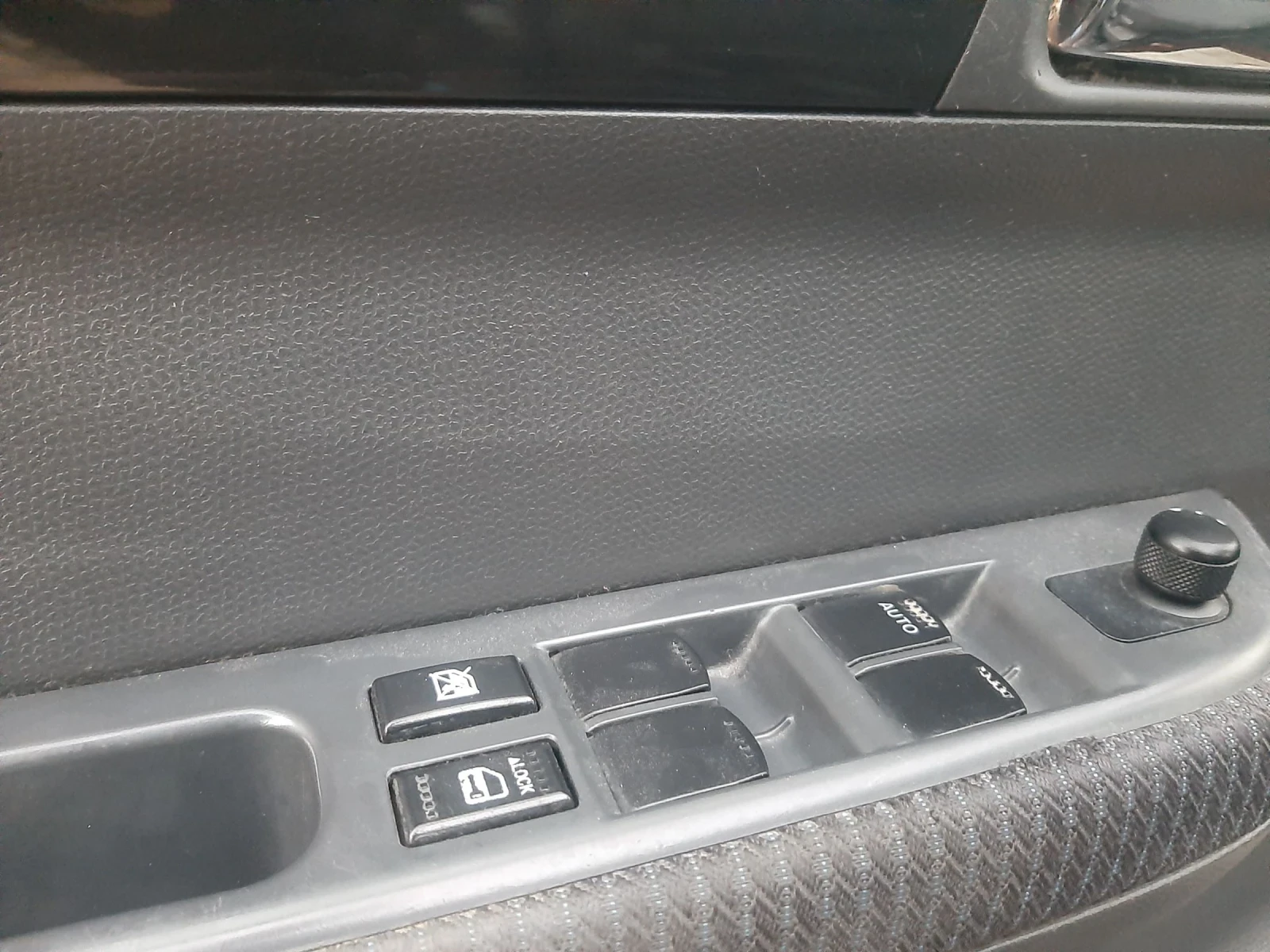 Suzuki Swift 1.3i KLIMA 4x4 FEIS | Mobile.bg � ����������� 13