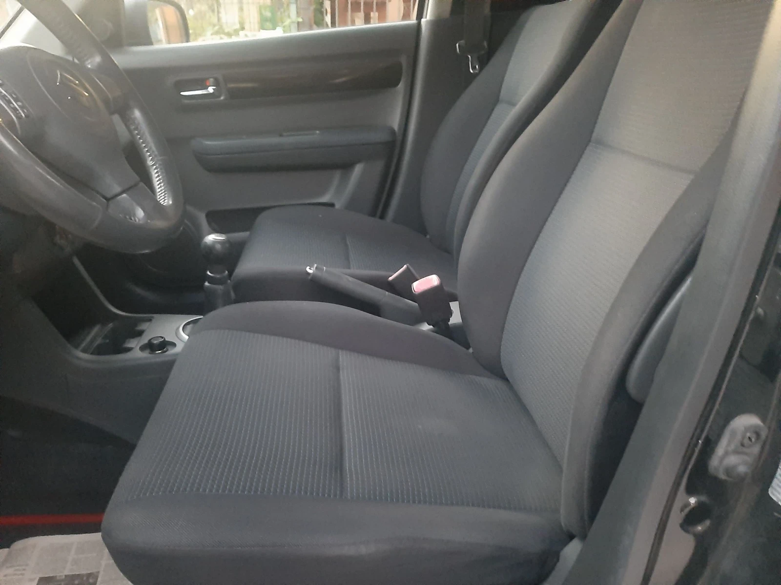 Suzuki Swift 1.3i KLIMA 4x4 FEIS | Mobile.bg � ����������� 14