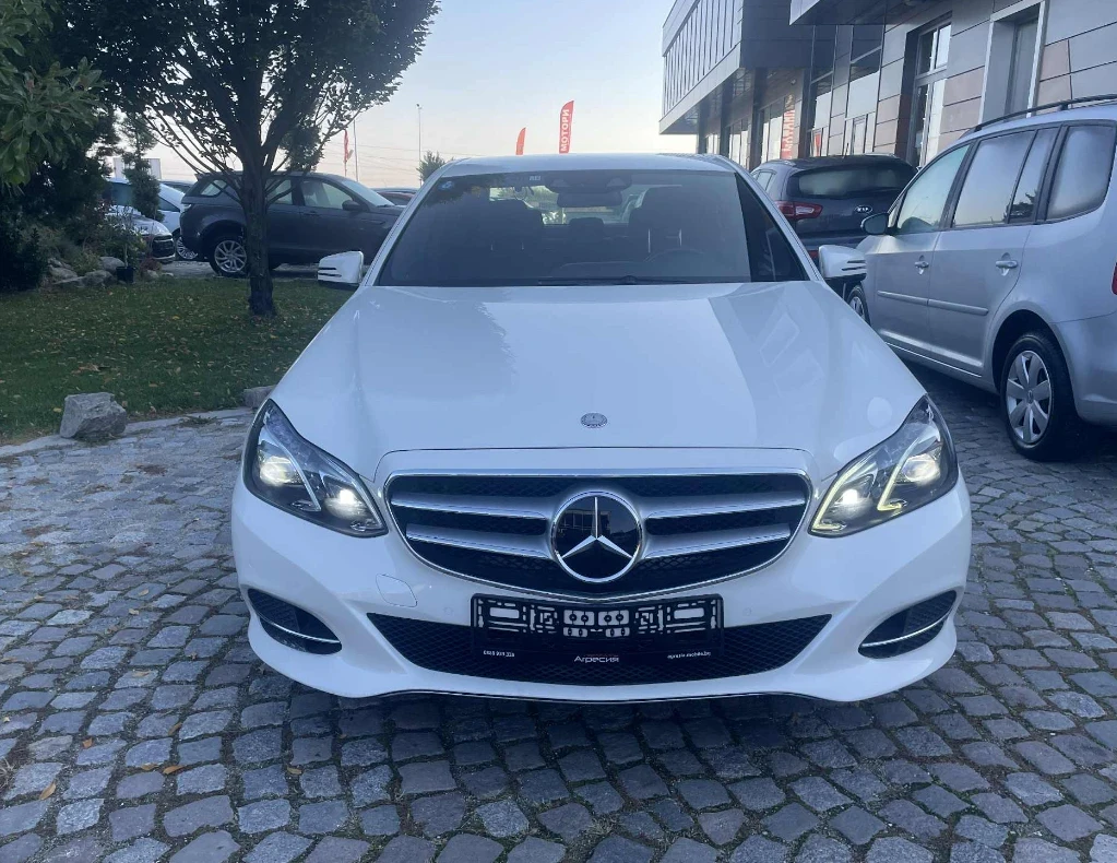 Mercedes-Benz E 300 Япония 37000km - изображение 3