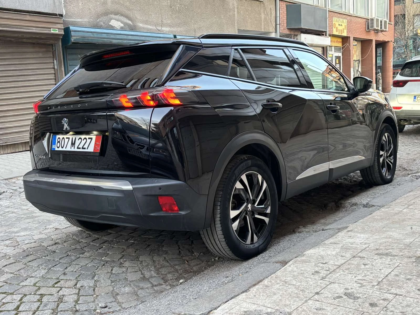 Peugeot 2008 * Allure* SOH 100% Гаранция - изображение 6