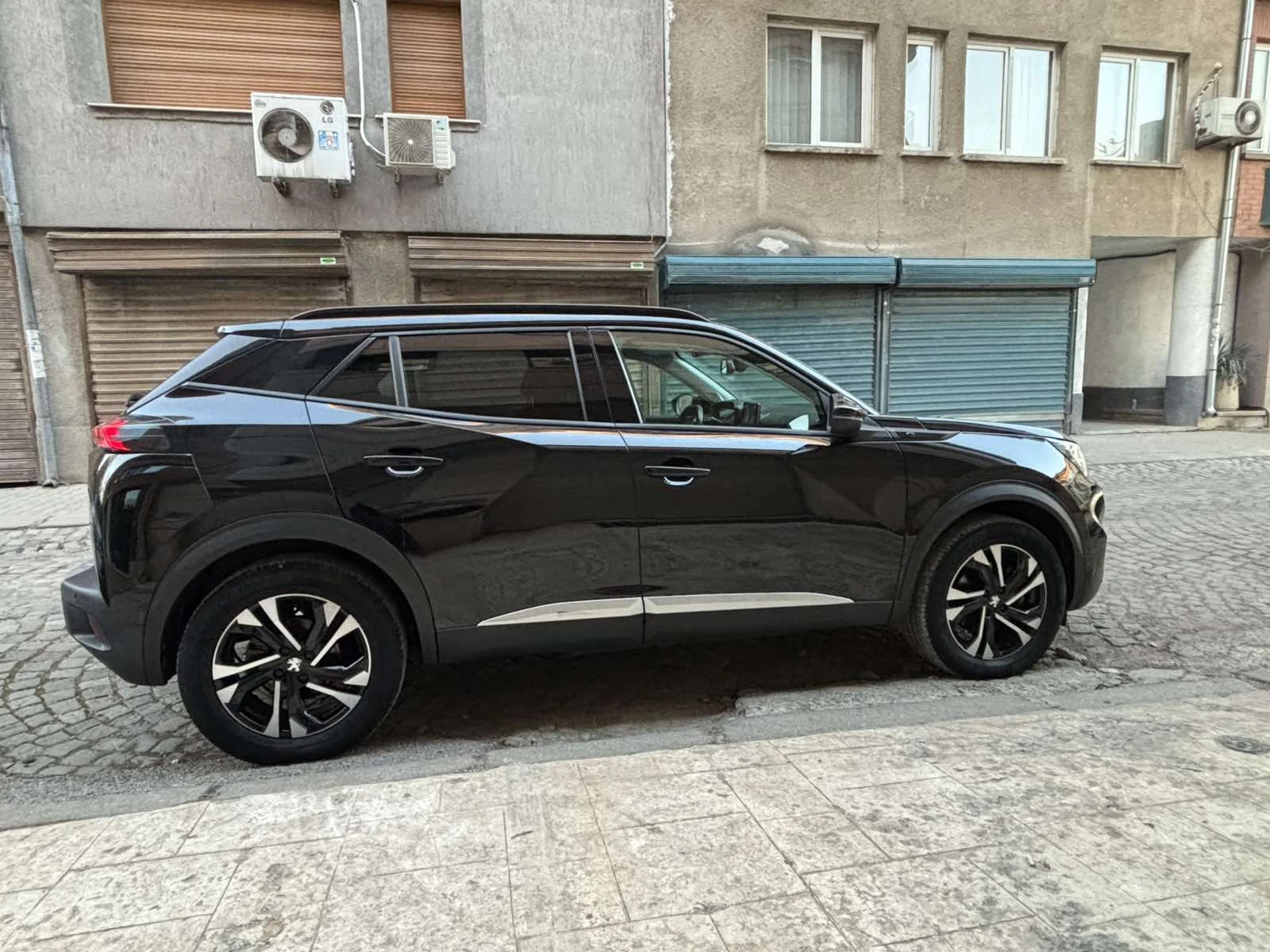 Peugeot 2008 * Allure* SOH 100% Гаранция - изображение 7