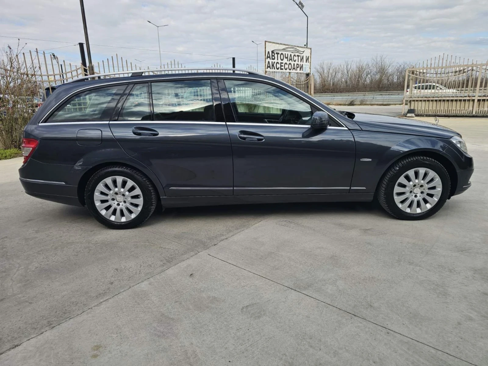 Mercedes-Benz C 180 156 к.с./ НАВИ/ КСЕНОН/ ПОДГРЕВ/ ГЕРМАНИЯ, снимка 7 - Автомобили и джипове - 53739627