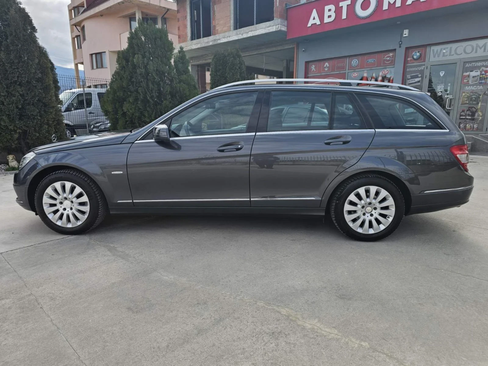 Mercedes-Benz C 180 156 к.с./ НАВИ/ КСЕНОН/ ПОДГРЕВ/ ГЕРМАНИЯ, снимка 3 - Автомобили и джипове - 53739627