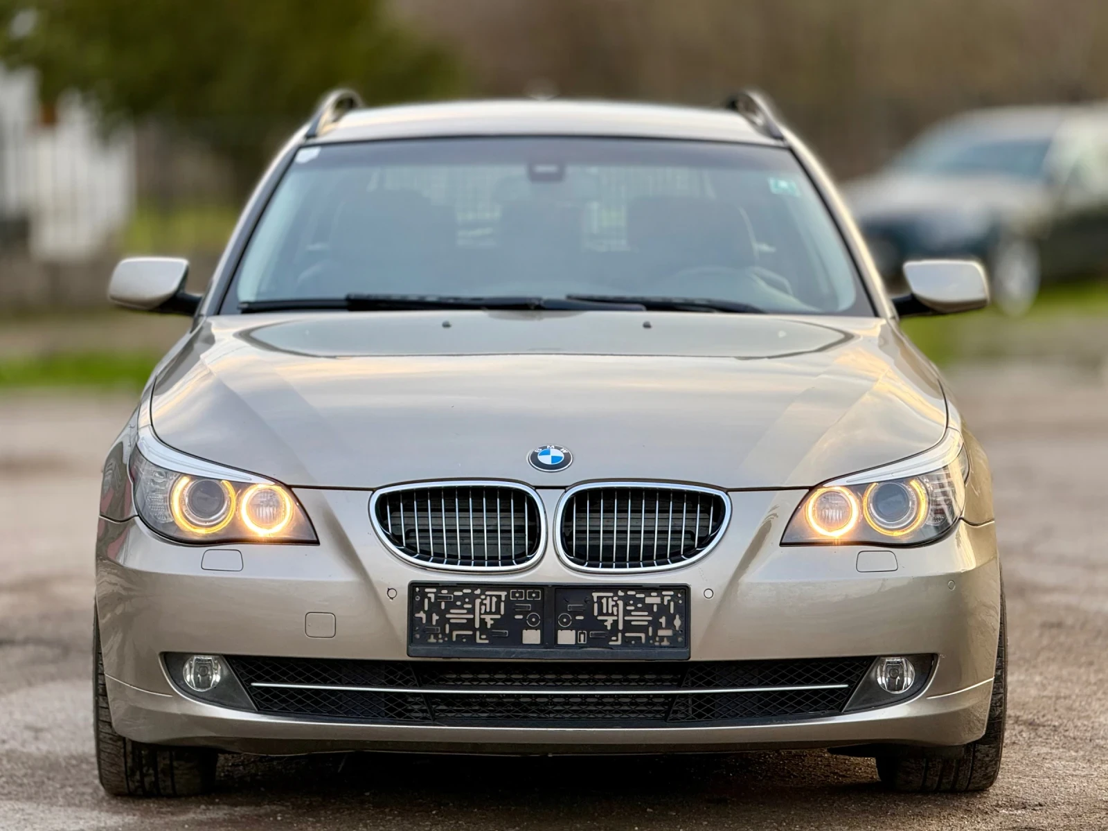 BMW 530 Face* Navi* Logic7, снимка 2 - Автомобили и джипове - 53978302