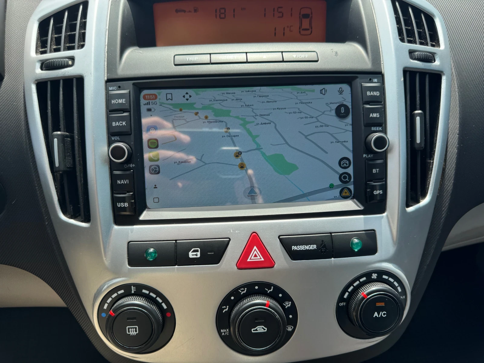 Kia Ceed 1.4 CVVT, снимка 11 - Автомобили и джипове - 54217975