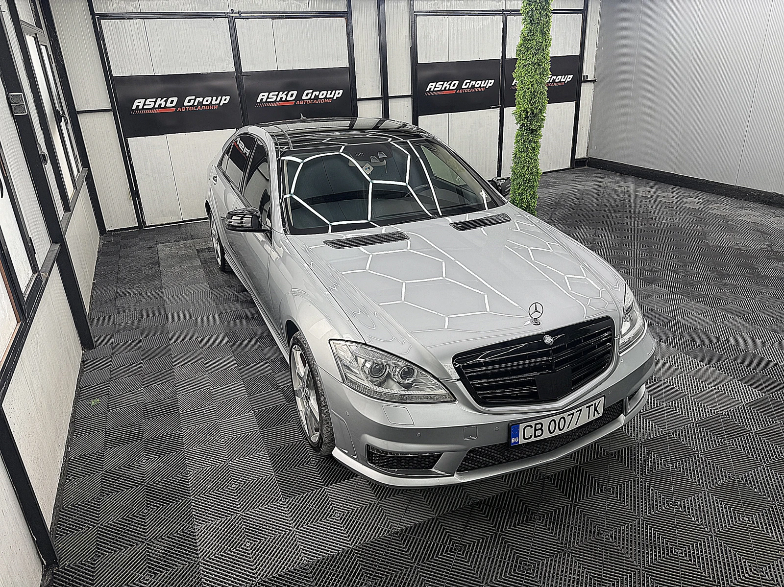 Mercedes-Benz S 350 AMG/4-MATIC/PANORAMA/KeylessGo/СОБСТВЕН ЛИЗИНГ, снимка 7 - Автомобили и джипове - 54426965