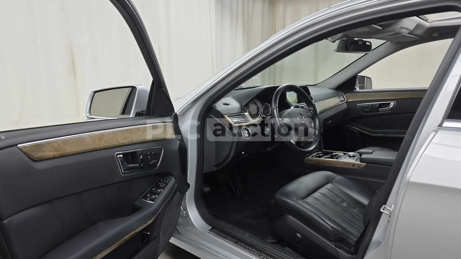 Mercedes-Benz E 300 !ELEGANCE !УНИКАТ!ПАНОРАМА, снимка 7 - Автомобили и джипове - 55166982