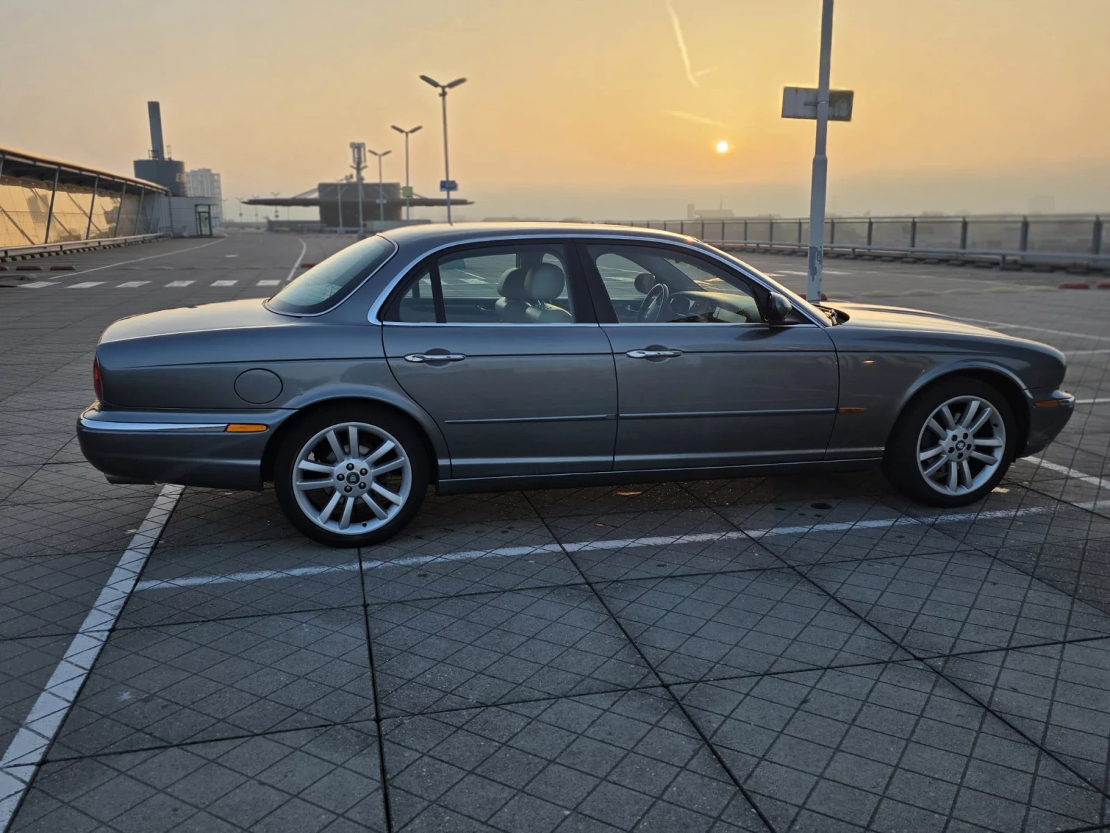 Jaguar Xj 3000 бензин V6 243кс, снимка 7 - Автомобили и джипове - 55594343
