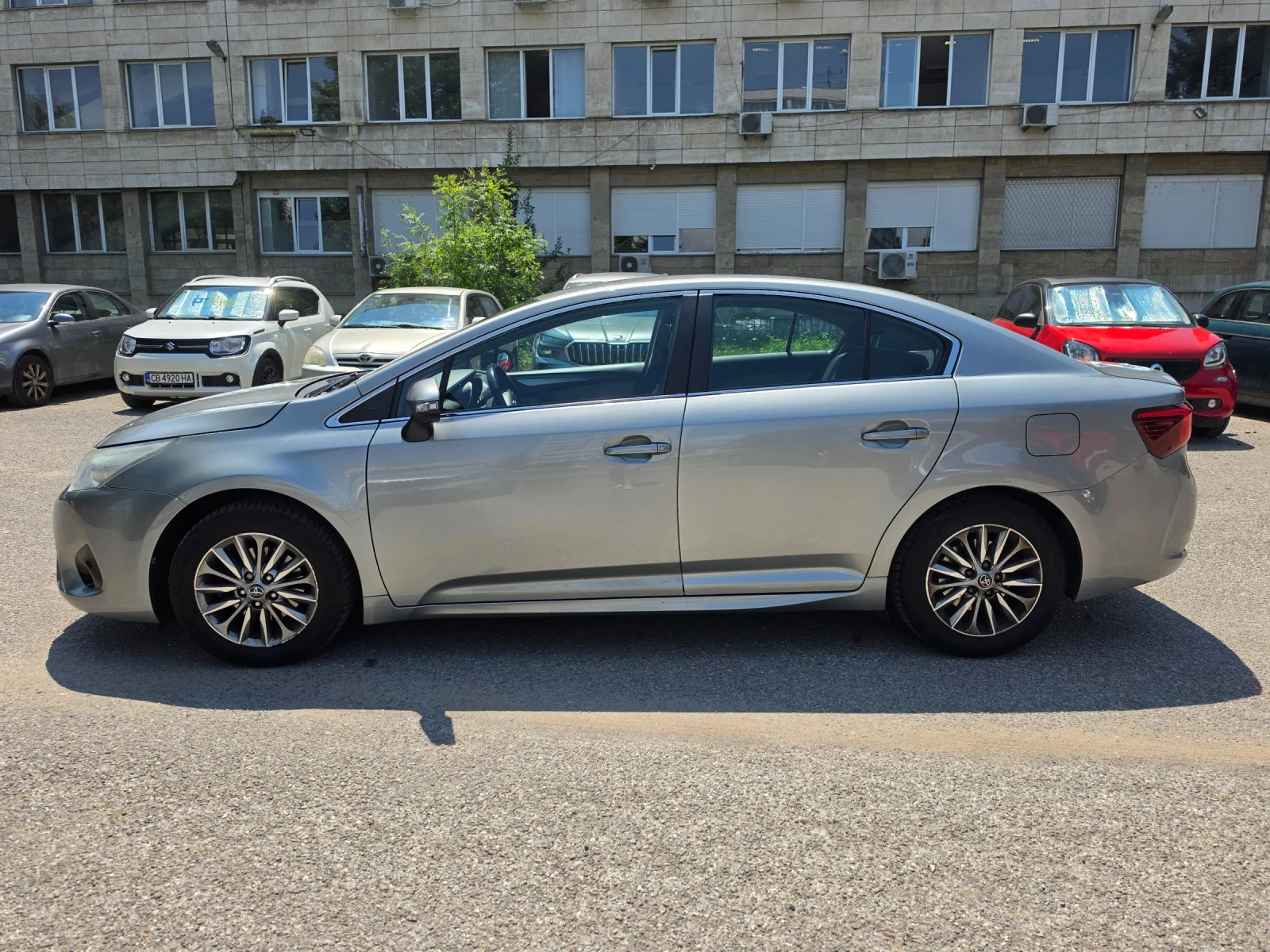 Toyota Avensis, снимка 3 - Автомобили и джипове - 55615994
