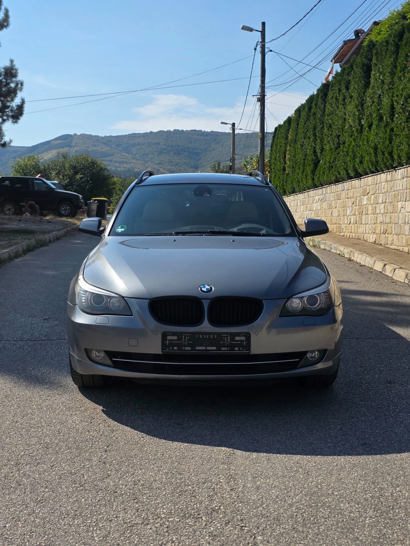 BMW 530 XI 272HP * EDITION * KEYLESS * LOGIC7 * LANEASSIST, снимка 16 - Автомобили и джипове - 56160568