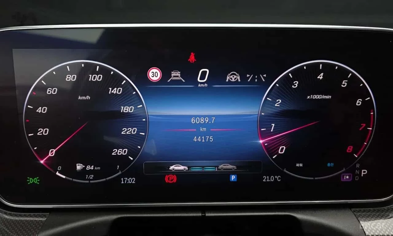 Mercedes-Benz C 300  AMG Line * ��������� * HUD * ���� �� �� *  | Mobile.bg � ����������� 8
