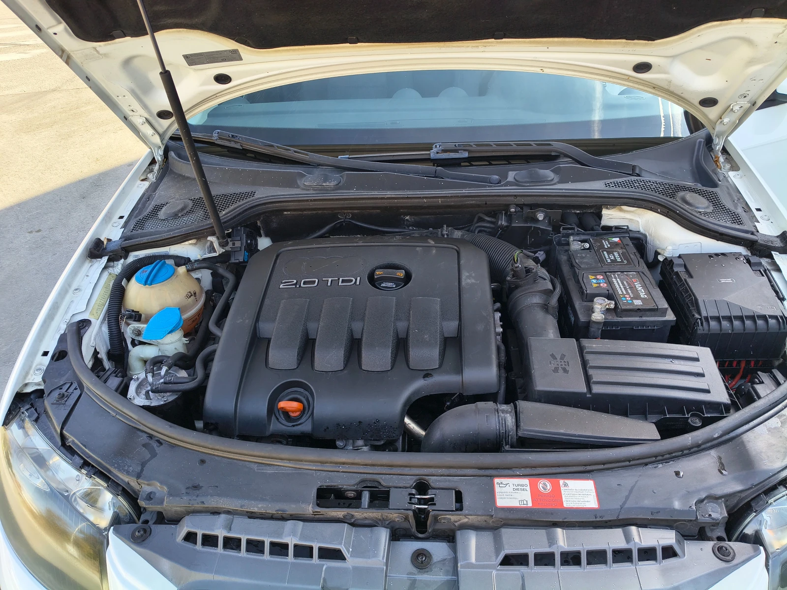 Audi A3 2.0TDI, снимка 9 - Автомобили и джипове - 56451796