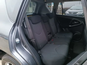 Toyota Rav4 2.0i-158кс-ШВЕЙЦАРИЯ-РЪЧКА-6ск-FACELIFT-KEYLESS, снимка 11
