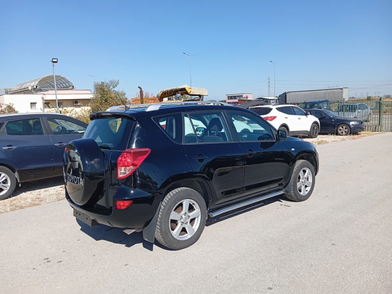 Toyota Rav4 2.0 бензин, снимка 3 - Автомобили и джипове - 47590718