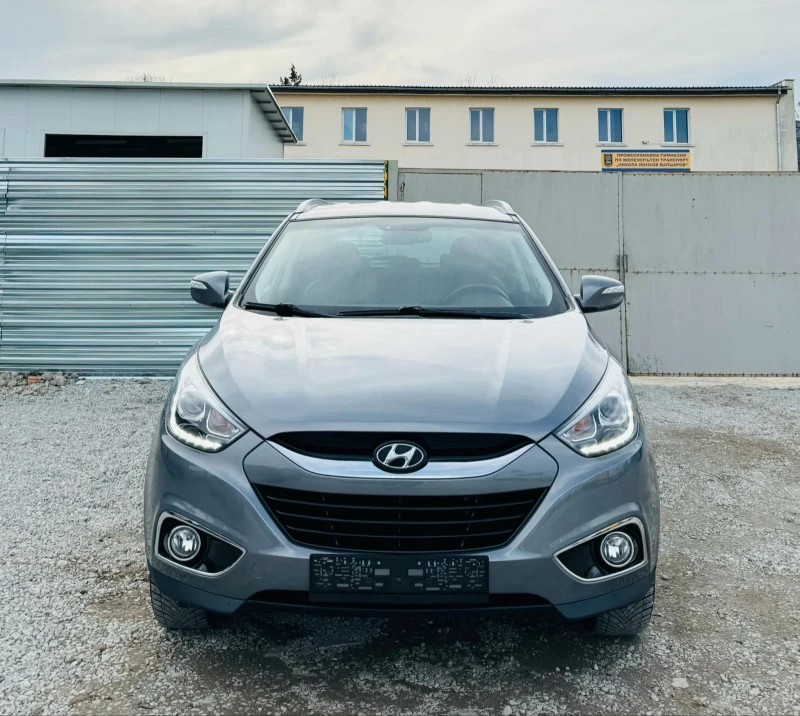 Hyundai IX35 ФЕЙС* НАВИ, снимка 2 - Автомобили и джипове - 48897555