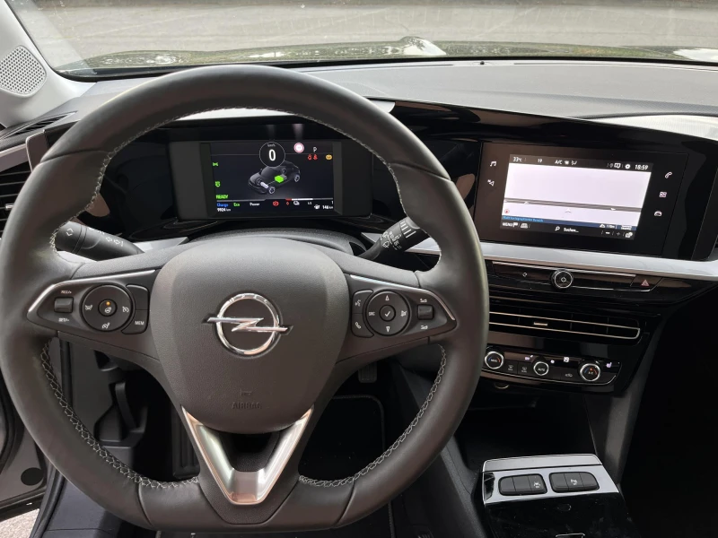 Opel Mokka -e 50kw Elegance, снимка 4 - Автомобили и джипове - 50582724