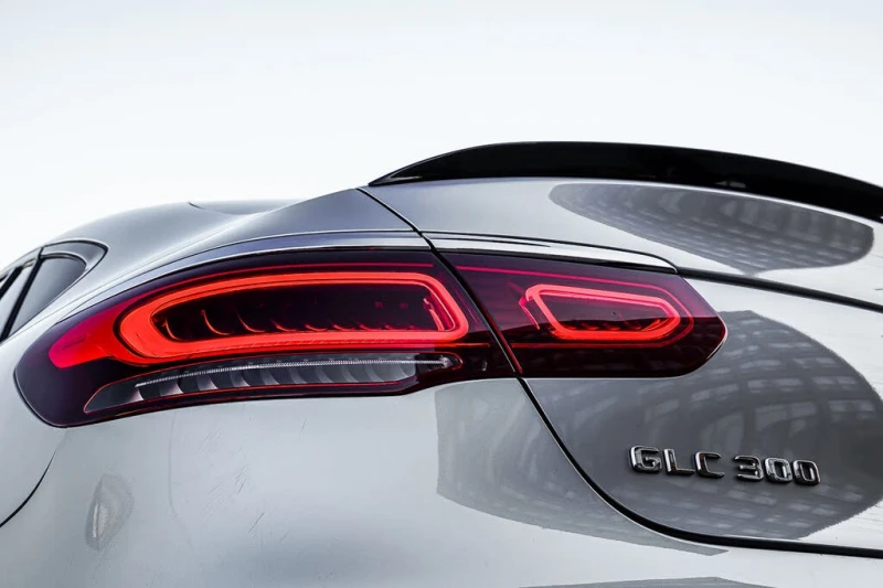 Mercedes-Benz GLC 300 AMG PACK* DIGITAL* BURMASTER* LANE ASSIST* NIGHT P, снимка 5 - Автомобили и джипове - 52576588