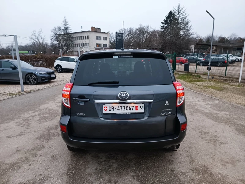 Toyota Rav4 2.0i-158кс-ШВЕЙЦАРИЯ-РЪЧКА-6ск-FACELIFT-KEYLESS, снимка 4 - Автомобили и джипове - 52831849