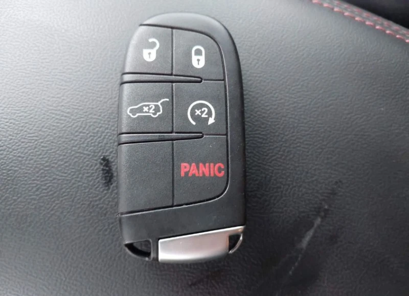 Dodge Durango, снимка 11 - Автомобили и джипове - 53407137