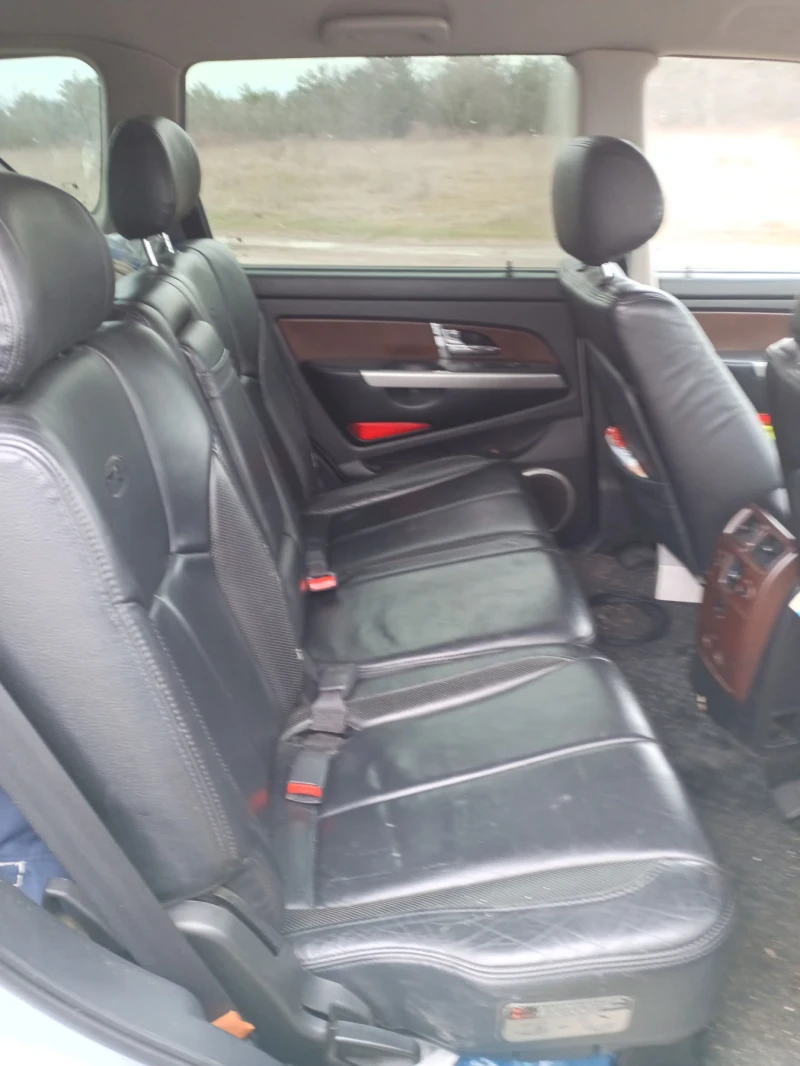 SsangYong Rexton, снимка 8 - Автомобили и джипове - 53486753