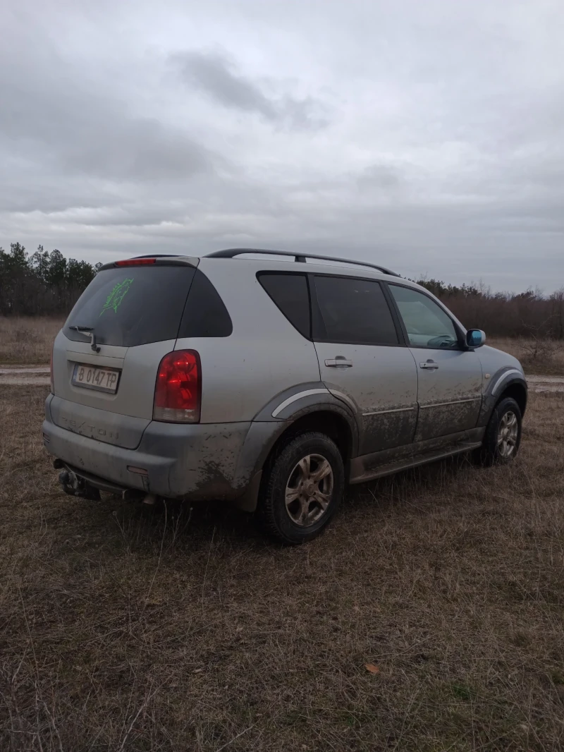 SsangYong Rexton, снимка 5 - Автомобили и джипове - 53486753