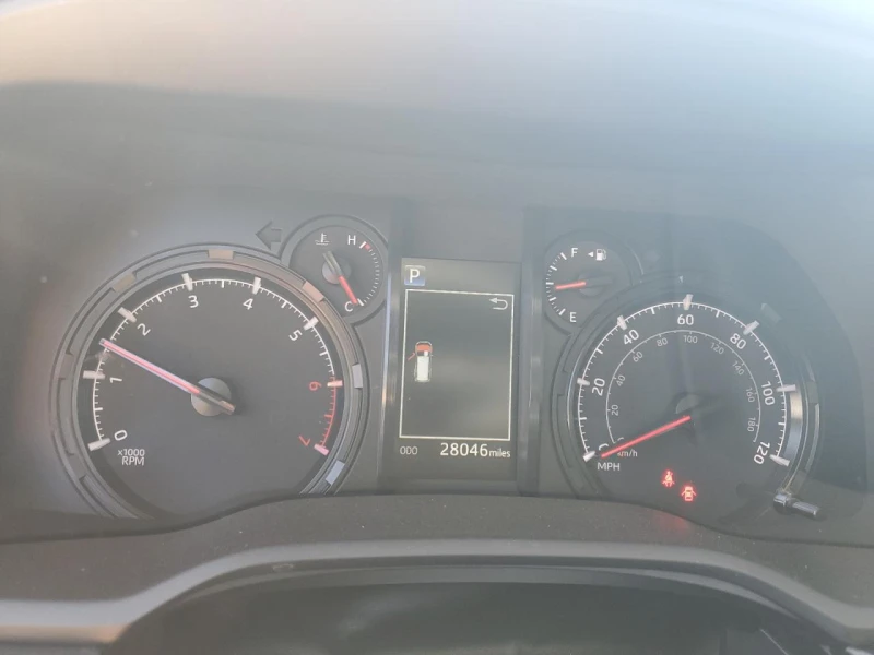 Toyota 4runner 4l Sr5, снимка 9 - Автомобили и джипове - 53600540