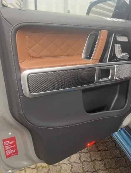 Mercedes-Benz G 63 AMG, снимка 3 - Автомобили и джипове - 52643455