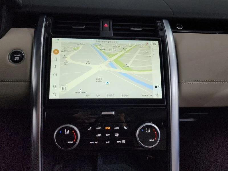 Land Rover Discovery 3.0 Automatic, снимка 14 - Автомобили и джипове - 55845844