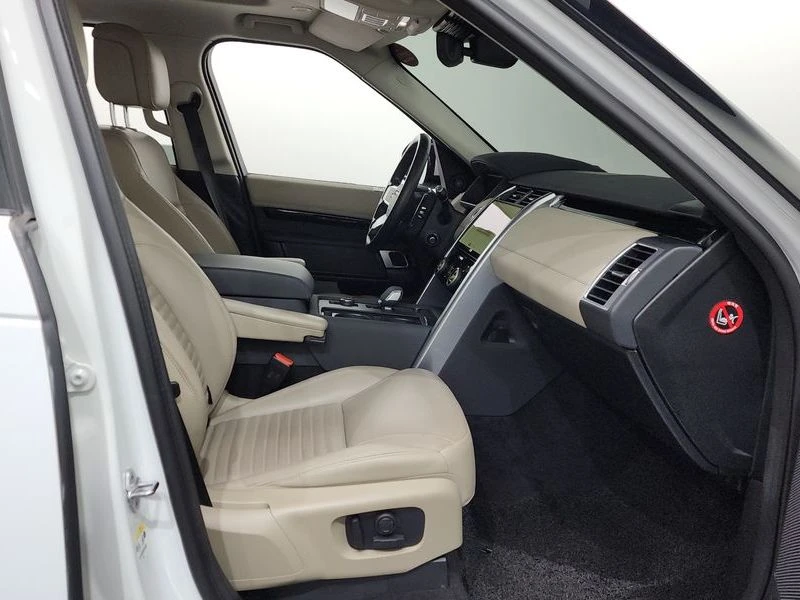 Land Rover Discovery 3.0 Automatic, снимка 11 - Автомобили и джипове - 55845844